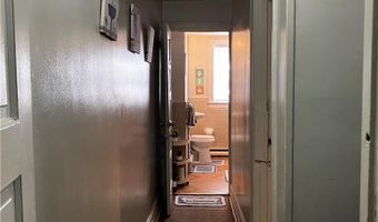 10 S Brook St, Allentown, PA 18109