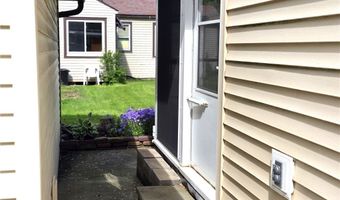 1857 Walnut Dr, Ashtabula, OH 44004