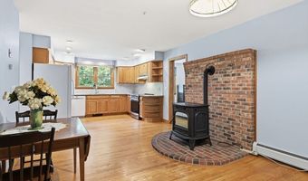 232 Gold St, Belchertown, MA 01007