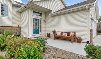 1006 24th Ave NW, Austin, MN 55912