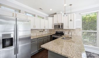 923 Warren Burgess Ln, Charlotte, NC 28205