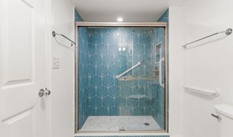 2151 JAMIESON Ave 711, Alexandria, VA 22314