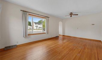 608 W Alden St, Arlington, MN 55307