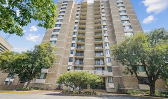 118 MONROE St #211, Rockville, MD 20850