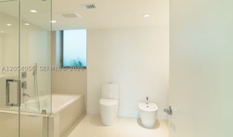 1133 102nd St 303, Bay Harbor Islands, FL 33154