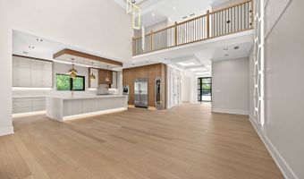 1801 N Clarence Ave, Arlington Heights, IL 60004