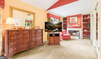 710 TALAMORE Dr, Ambler, PA 19002