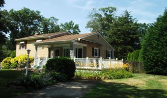 703 Breakers Ave, Absecon, NJ 08201