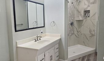 2530 Lincoln St, Anderson, IN 46016