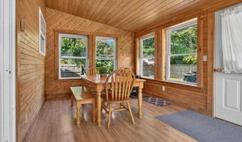 61 Sunny Hollow Pl, Bangor, ME 04401