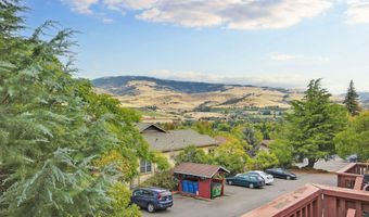 721 N Main St, Ashland, OR 97520