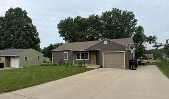 411 N 8th St, Akron, IA 51001