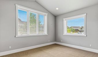 61333 Kindle Rock Loop, Bend, OR 97702