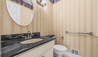 3316 N OHIO St N, Arlington, VA 22207