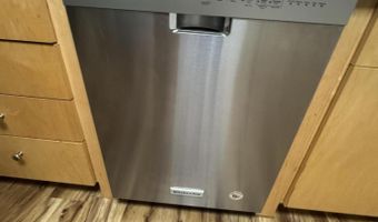 15708 Orleans Dr, Biloxi, MS 39532