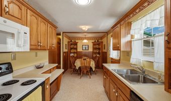311 Thornburg Rd, Barboursville, WV 25504