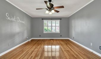 3046 Hawthorne St, Athens, TN 37303