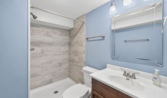 2327 Donald St, Ames, IA 50014