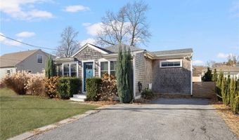 22 Walsh Ave, Barrington, RI 02806