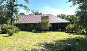 850 Gambier Dr, Alford, FL 32420
