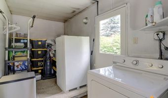 4905 Roger Dr, Anchorage, AK 99507