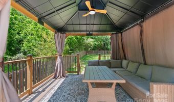 8 Secrest Dr, Arden, NC 28704