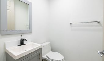 20729 NE 32nd Ave, Aventura, FL 33180