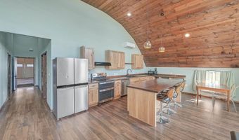 14098 S 176th Rd, Adams, NE 68301