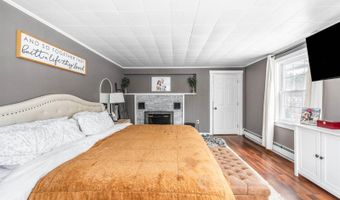 2897 Route 2, Hermon, ME 04401