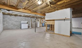 5062 Ashville Rd, Ashville, OH 43103