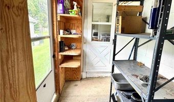 7 Dyke St, Andover, NY 14806