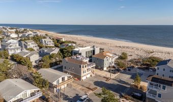 211 Stratford Ave, Beach Haven, NJ 08008