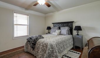 1111 Deer Ct, Abernathy, TX 79311