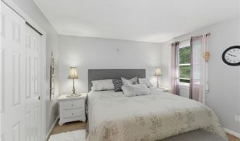 37 Carriage Rd, Cranston, RI 02920