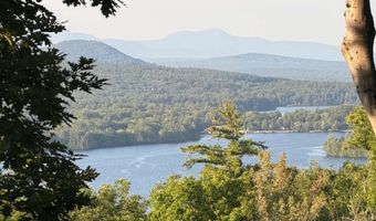 5 Peaked Hill Rd, Ashland, NH 03217