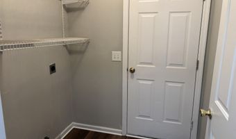 805 N Sycamore St, Aberdeen, NC 28315