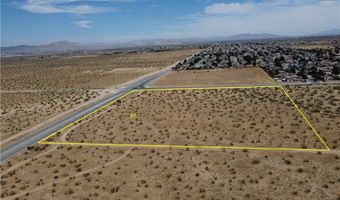 3 Mojave Dr, Adelanto, CA 92301