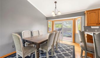 550 Mckinley St, Anoka, MN 55303