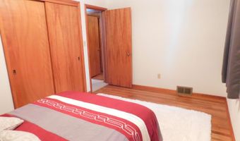 251 Habant Dr, Amherst, OH 44001