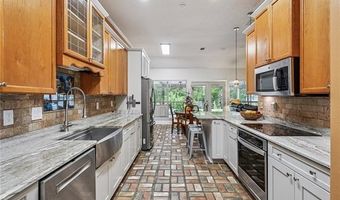71215 SLOOPE Pl, Abita Springs, LA 70420