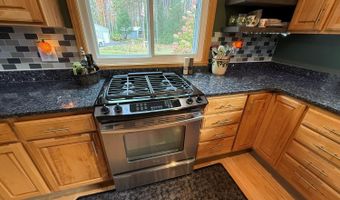 1917 SANDALWOOD Rd, Abrams, WI 54101