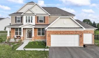 940 Treeline Dr, Algonquin, IL 60102
