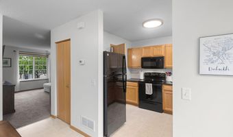 15548 Flyboat Ln, Apple Valley, MN 55124