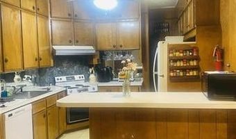 4400 CHARLESTON CIRCLE Cir 5, Alexandria, LA 71303