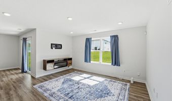 3040 Wyntree Dr, Columbus, OH 43232