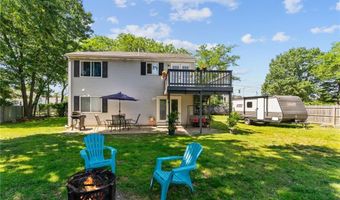 4 Clarke St, Warwick, RI 02886