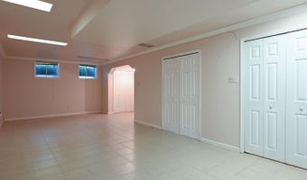 6820 COLBURN Dr, Annandale, VA 22003