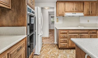 1896 Fairway Park A, Escondido, CA 92026