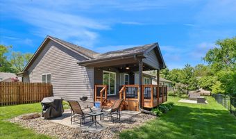 1706 Court St, Adel, IA 50003
