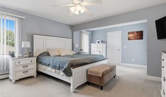 12 Pat Dr, Lincoln, RI 02865